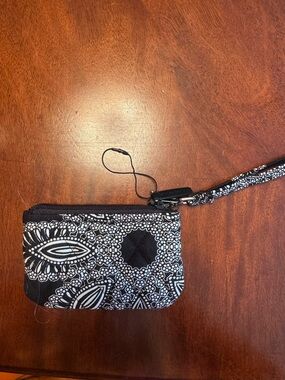 Vera Bradley Black & White Quilted Wristlet Pouch